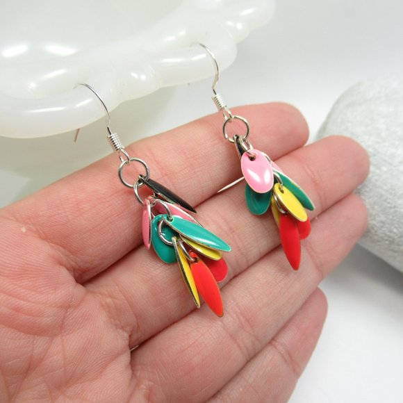 Multi colored enamel drop earrings - Picture 5 of 10